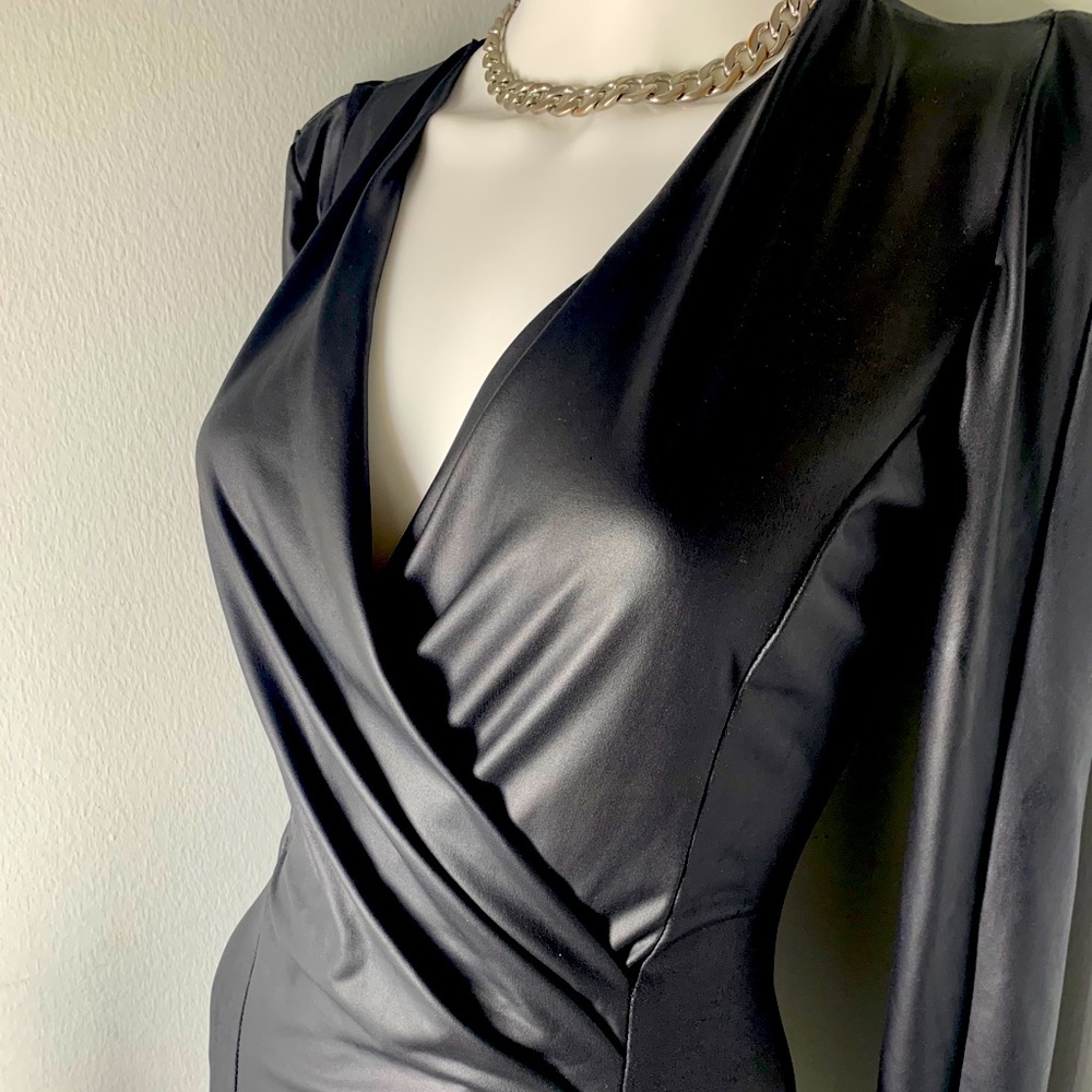 Mini long sleeve dress